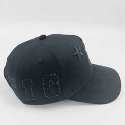8 FIGURE BLACK